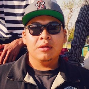 Meet your Posher, Carlos